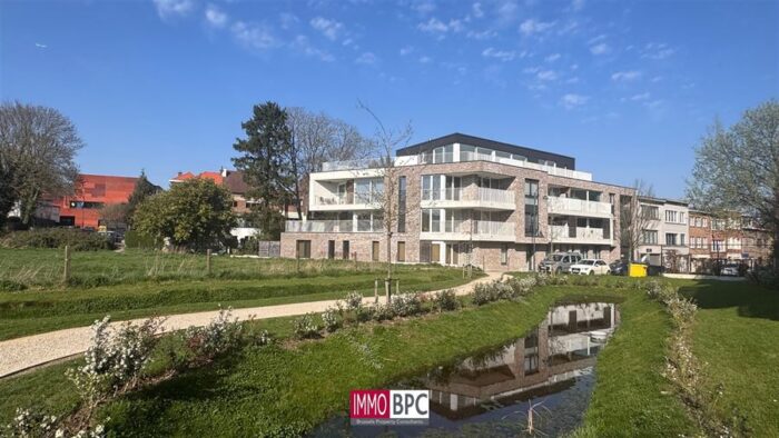 Prachtig penthouse met 3 slaapkamers en terras van 82 m² - IMMO BPC