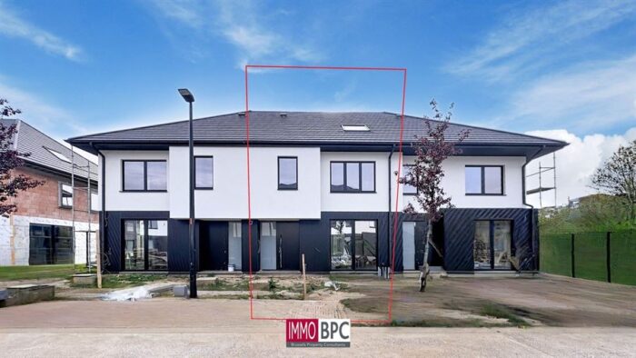 Prachtige nieuwbouwwoning in Wemmel – driegevel met zonnige tuin, hoogwaardige afwerking en extra’s! - IMMO BPC