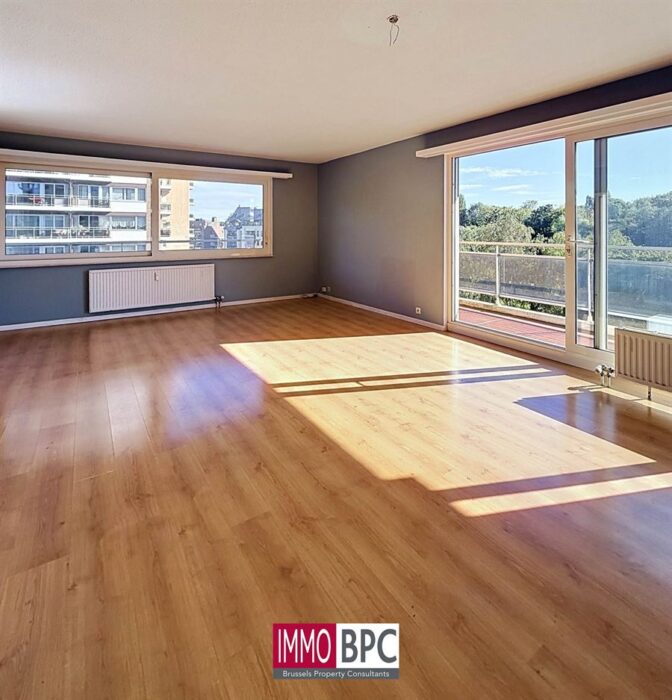 Appartement lumineux de 99 m² avec terrasse de 29 m² orientée plein sud et possibilité de garage - IMMO BPC